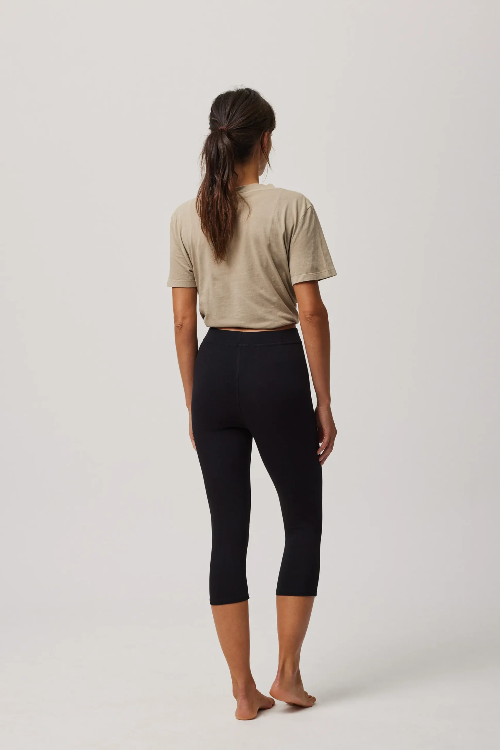 Leggings Ysabel Mora Capri Básicos