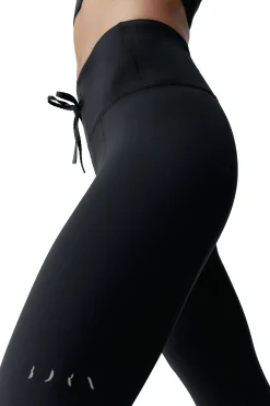 Malla Deportiva De Mujer Esme Born Living Yoga