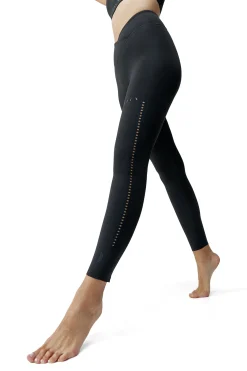 Mallas Nara Born Living Yoga