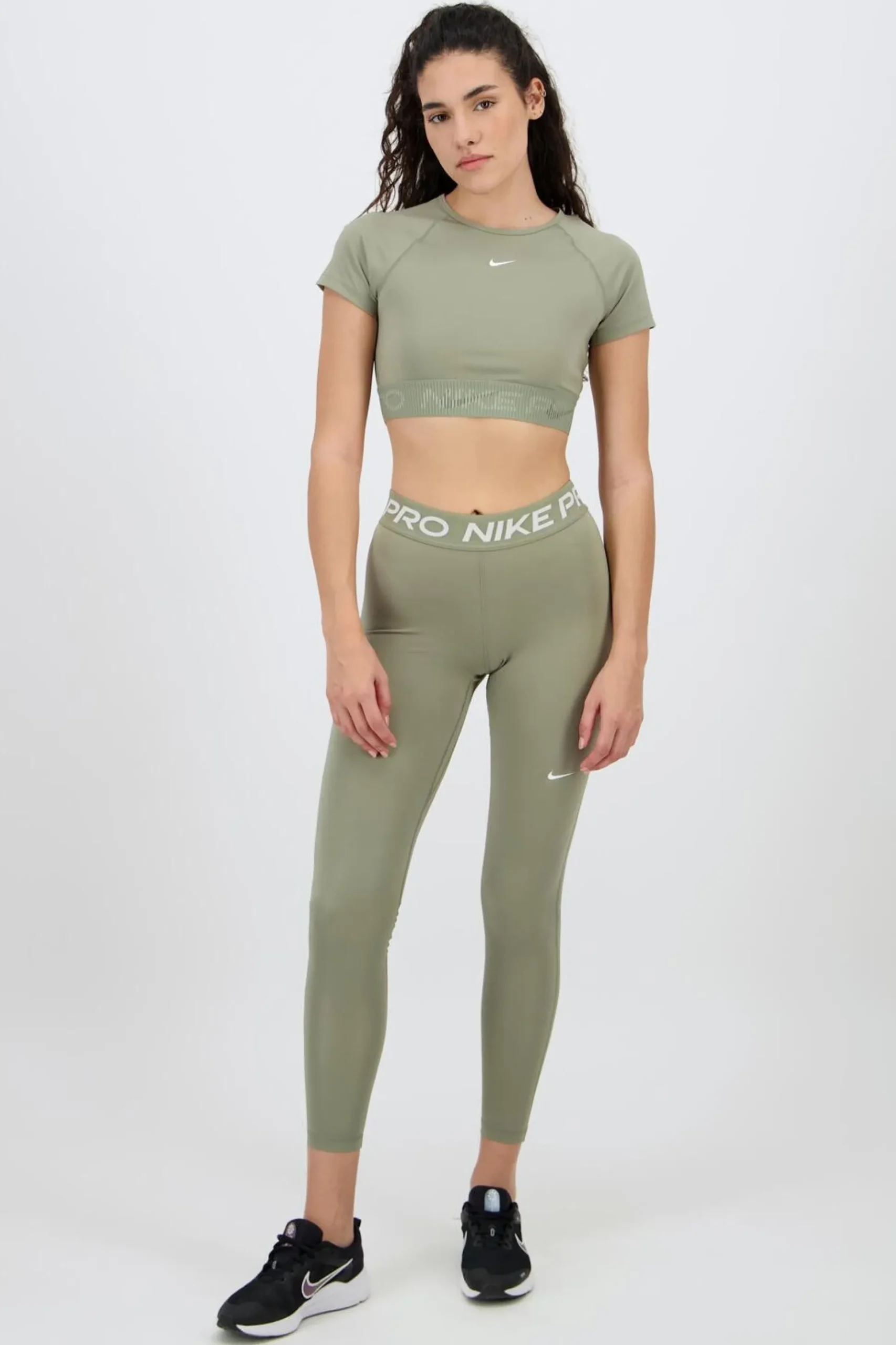 Nike Pro