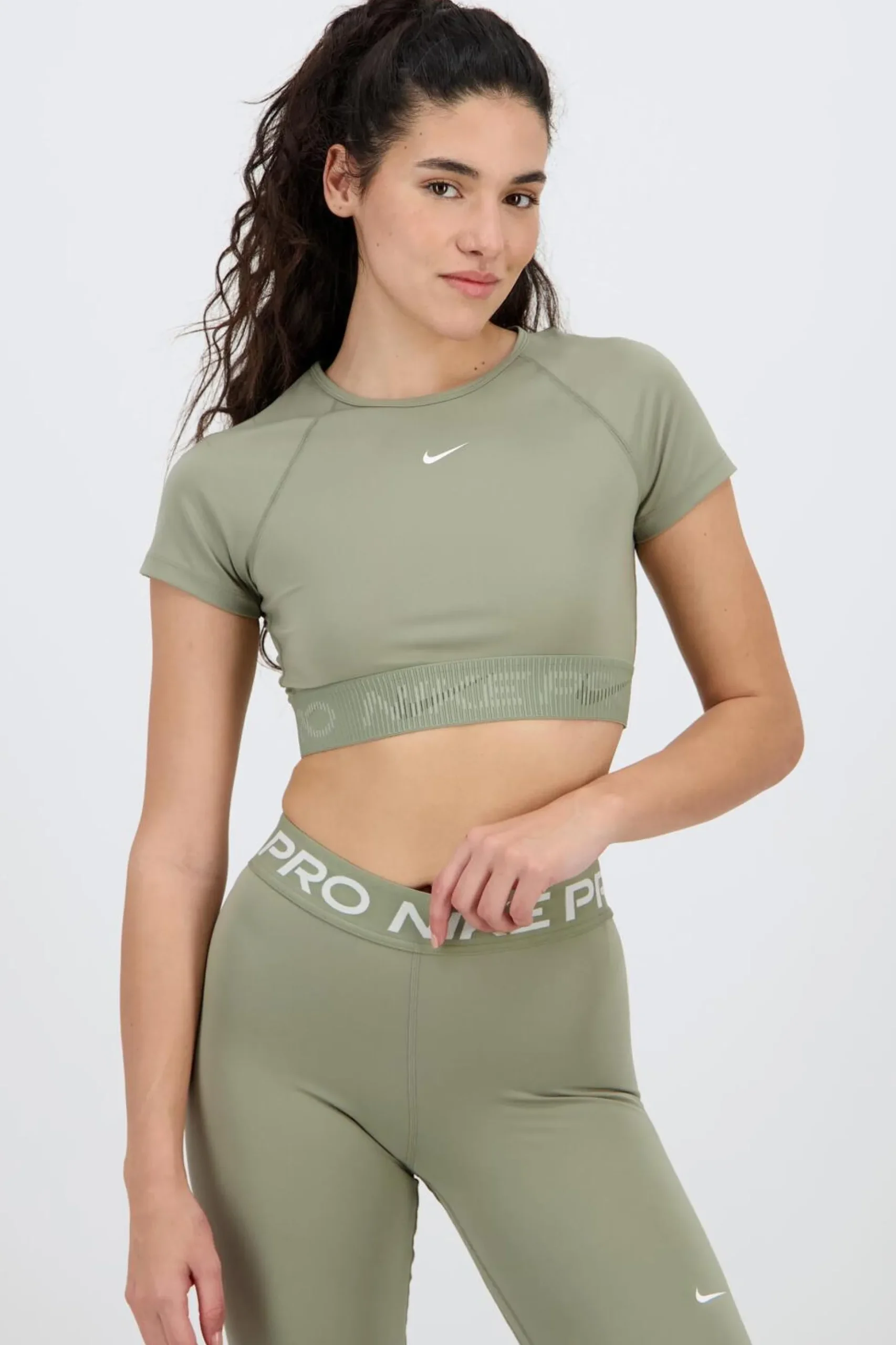 Nike Pro