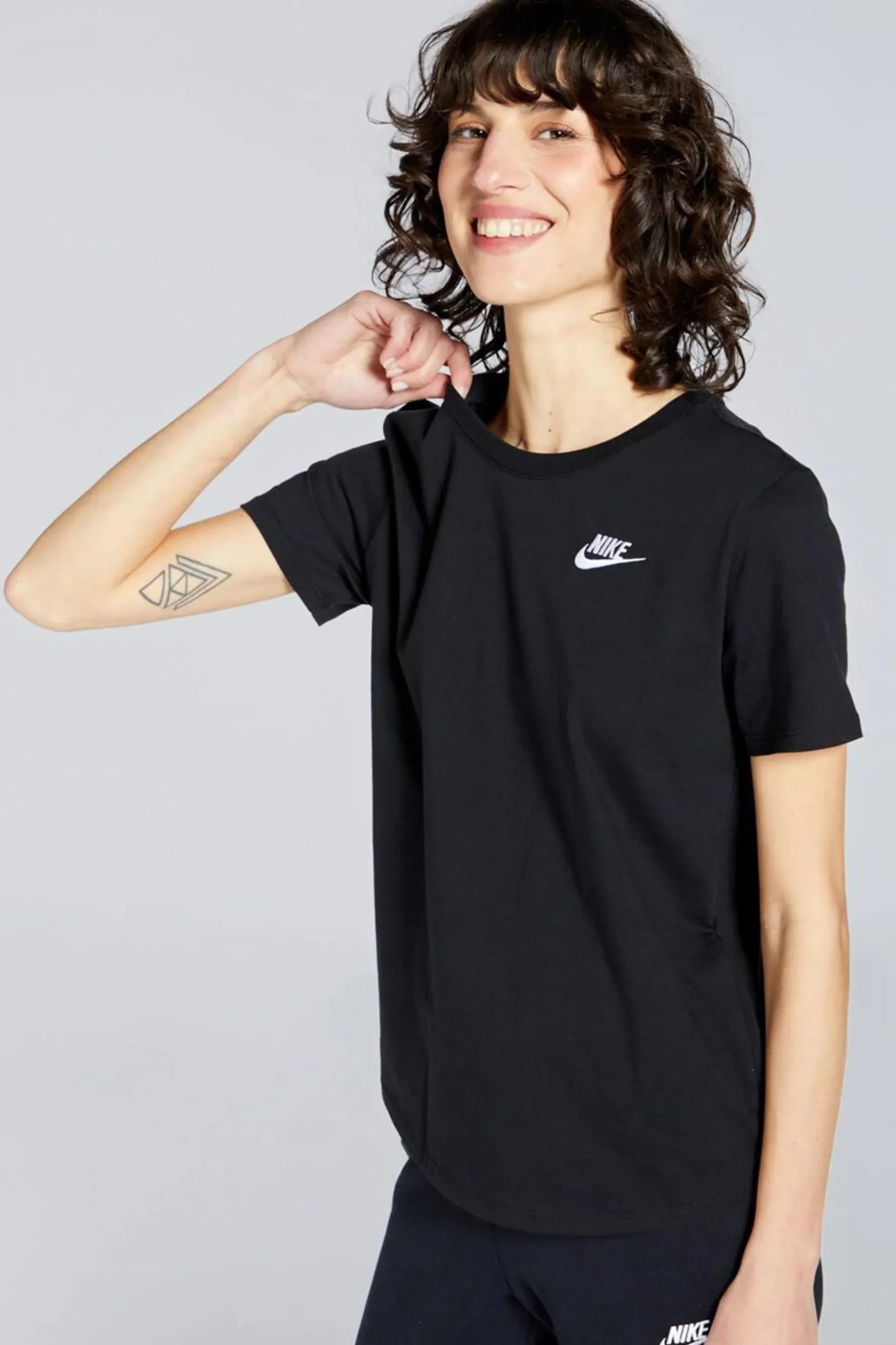 Nike Sportswear Club