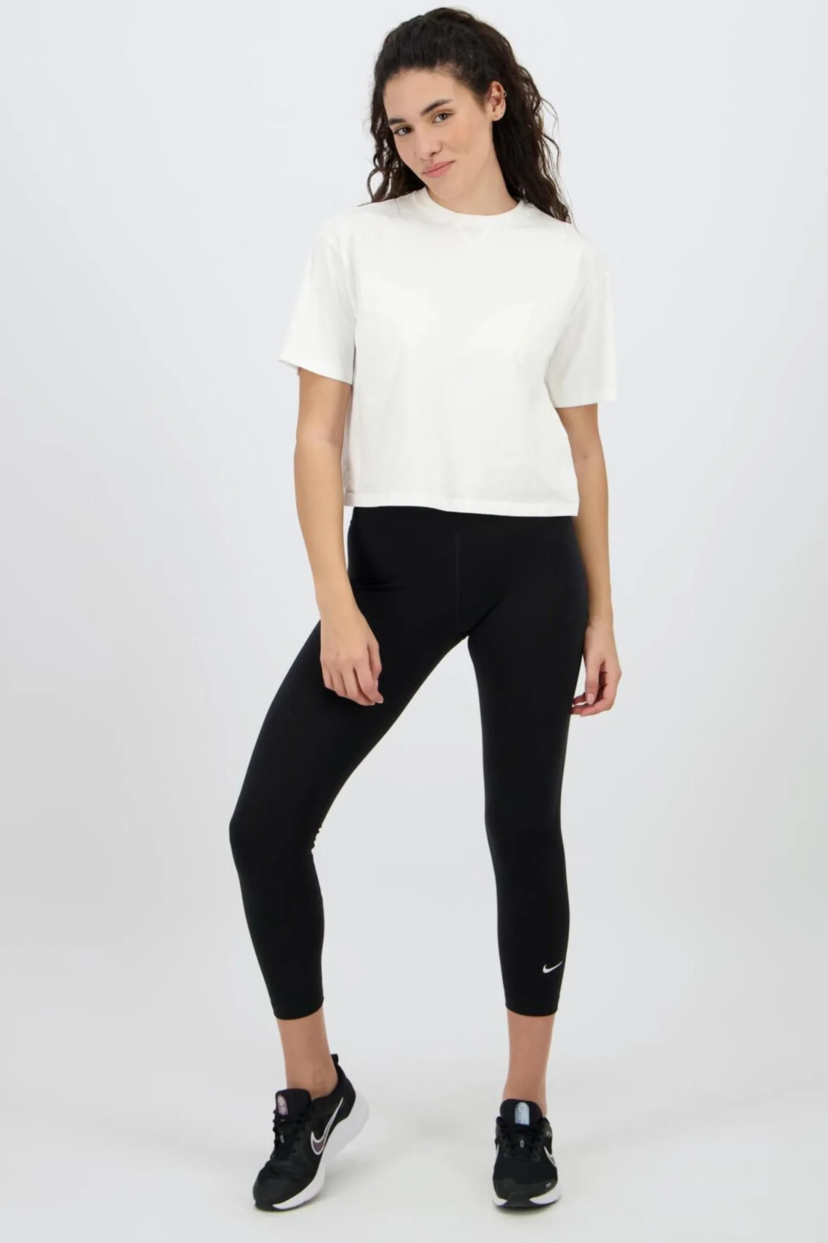 Nike Sportwear Essential