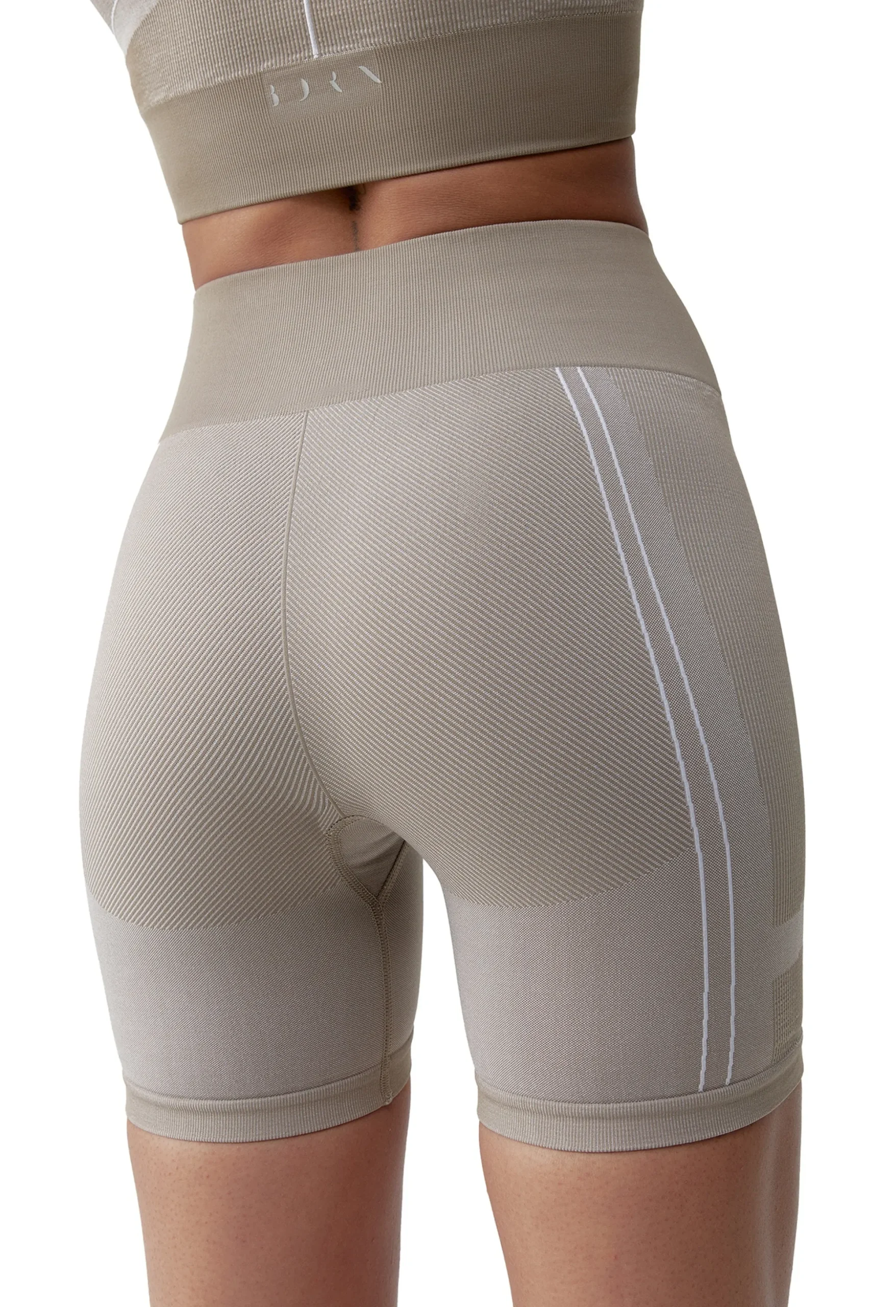 Pantalón Corto Deportivo De Mujer Cara Born Living Yoga