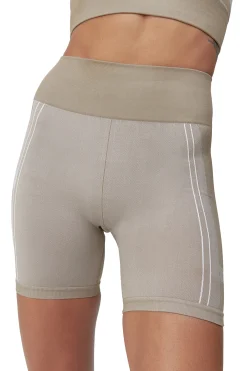 Pantalón Corto Deportivo De Mujer Cara Born Living Yoga