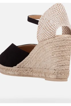 Sandalias De Cuero Hebilla Ajustable Geox D Gelsa A