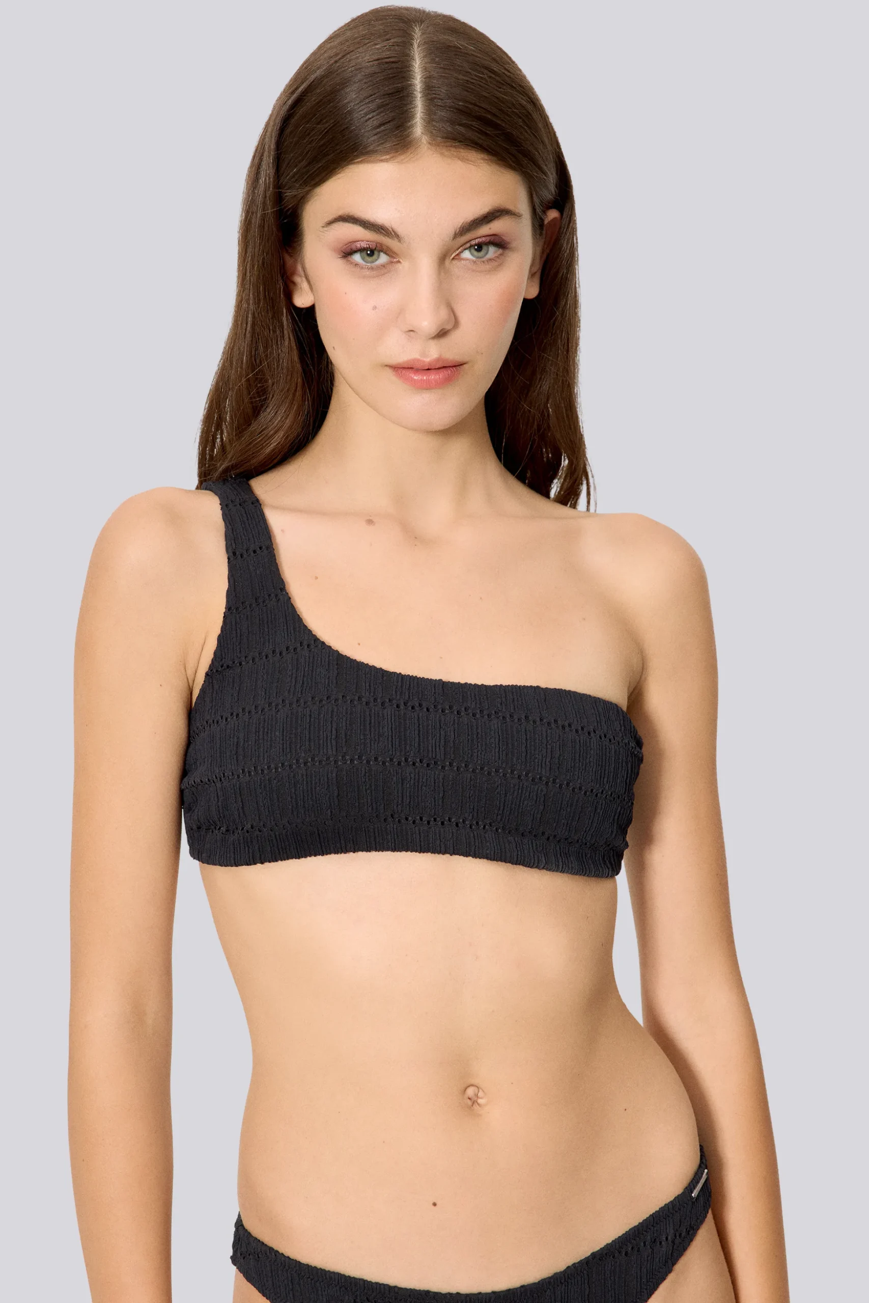 Top Bikini Asimétrico Ysabel Mora Copa B