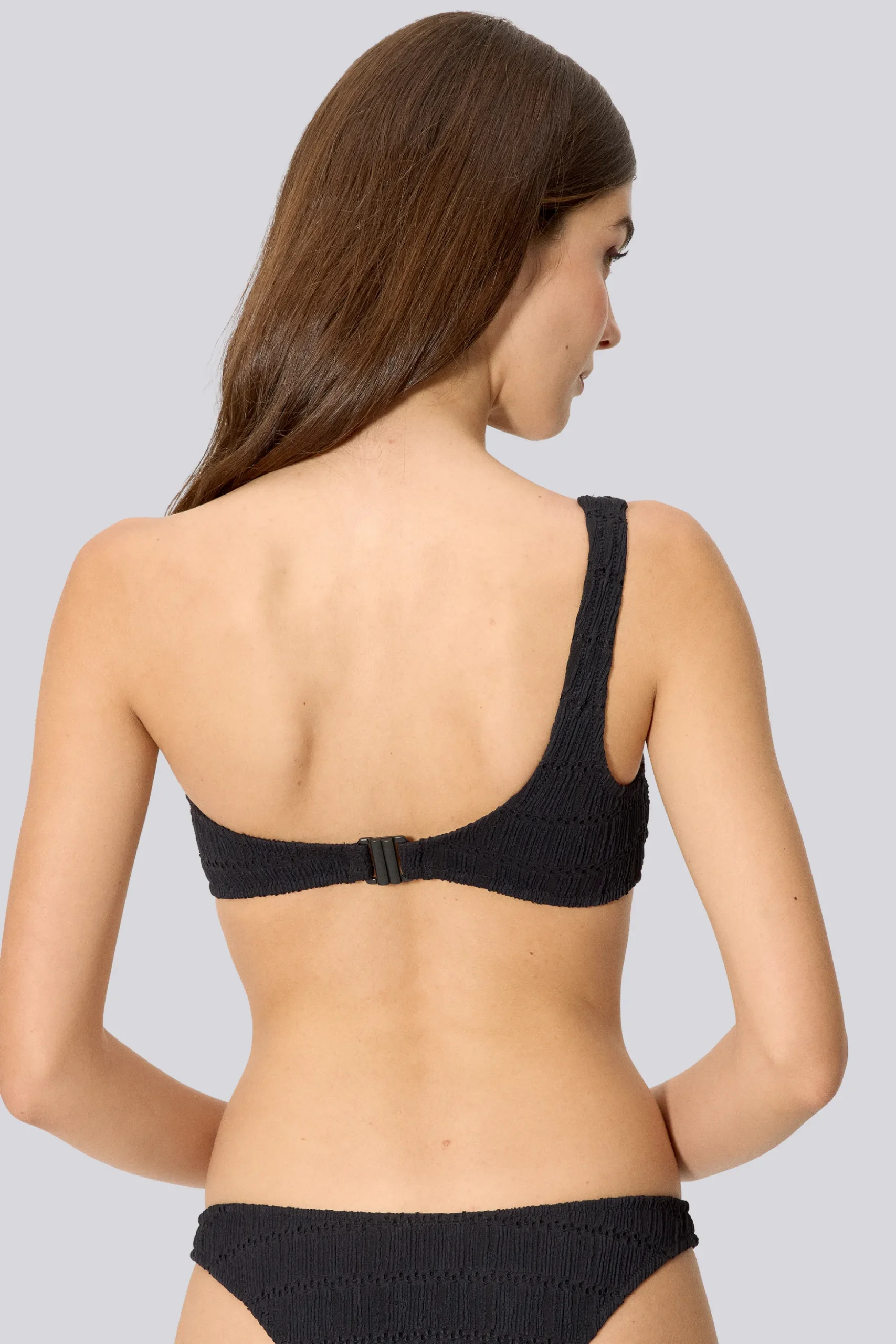 Top Bikini Asimétrico Ysabel Mora Copa B