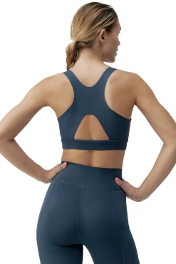 Top De Mujer Denise Born Living Yoga