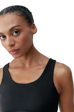 Top Deportivo De Mujer Sayani Born Living Yoga