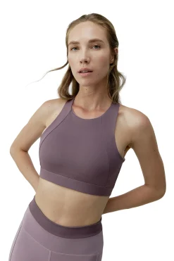 Top Fiorella Born Living Yoga