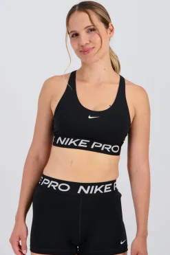 Top Nike