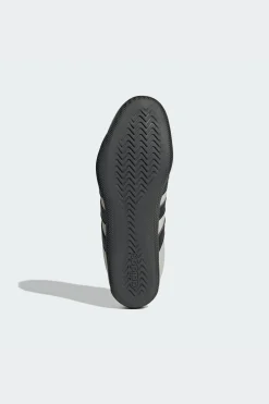 Zapatilla Grand Court Lo Audi Revolut F1 Team adidas