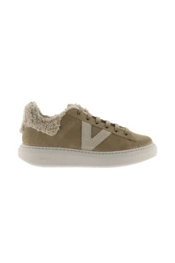 Zapatillas De Serraje Victoria Milán Con Trasera De Borreguito Y Logotipo En Contraste